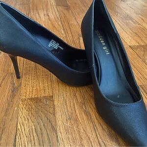 Great condition worn 1 time